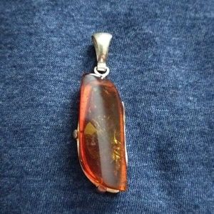 Ámber sterling Silver 925 Pendant natural Stone.